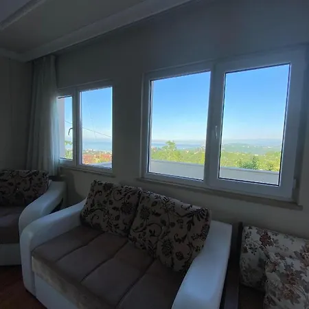 Yomra-kasustu Villa *
