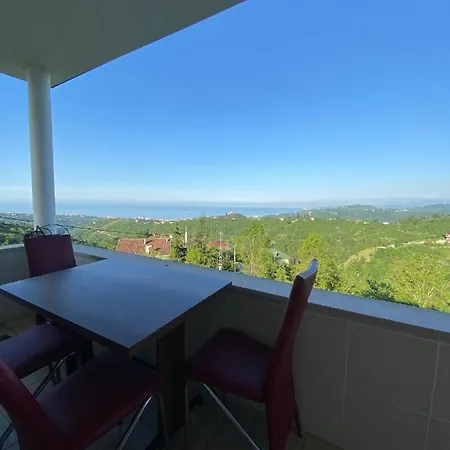 Villa Yomra-kasustu